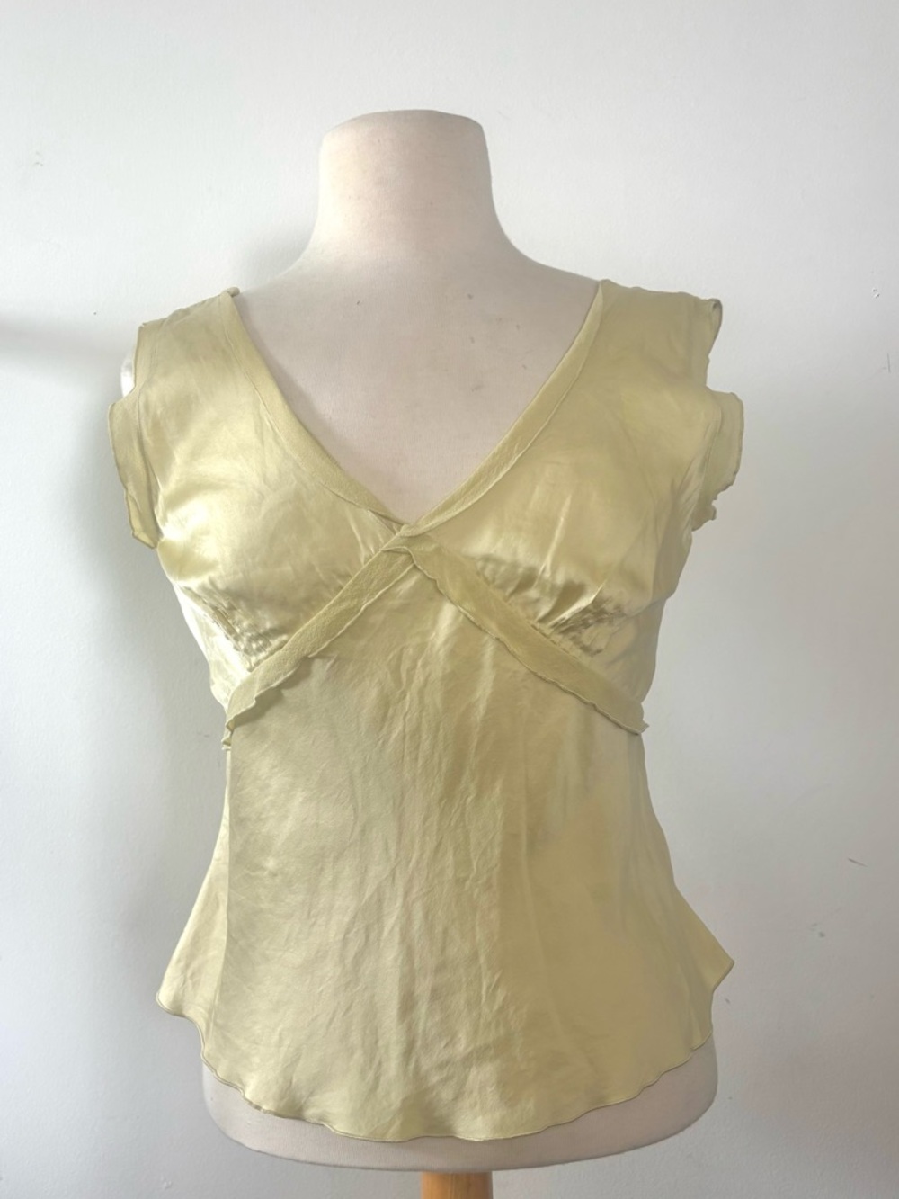 P.A.R.O.S.H. silky satin v-neck top in chartreuse